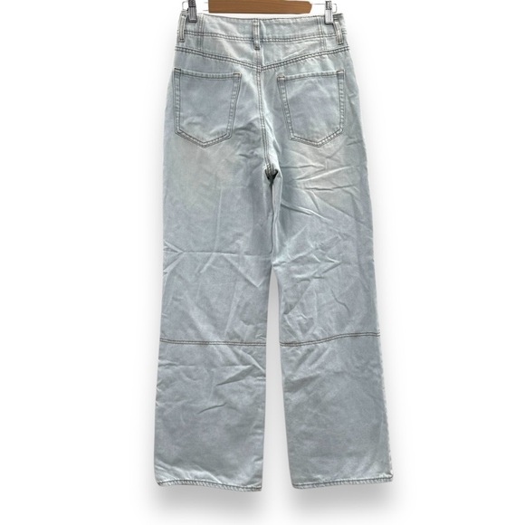 JustFab Light Wash High Rise Wide Leg Jeans Sz 27 NEW - Picture 4 of 11